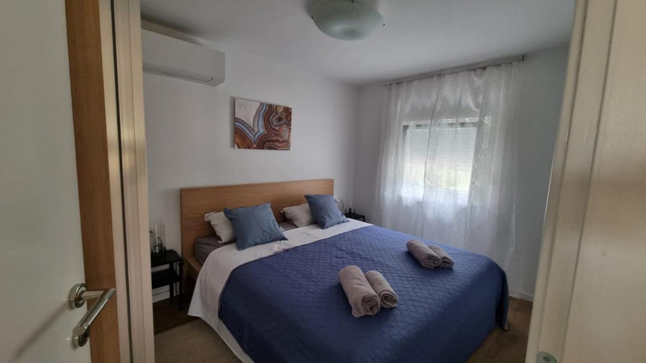 Apartman Z12 Appartement Kornić Buitenkant foto