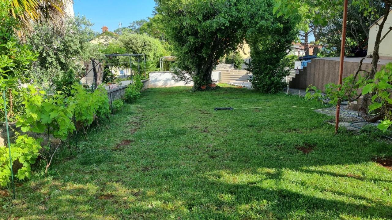 Apartman Z12 Appartement Kornić Buitenkant foto